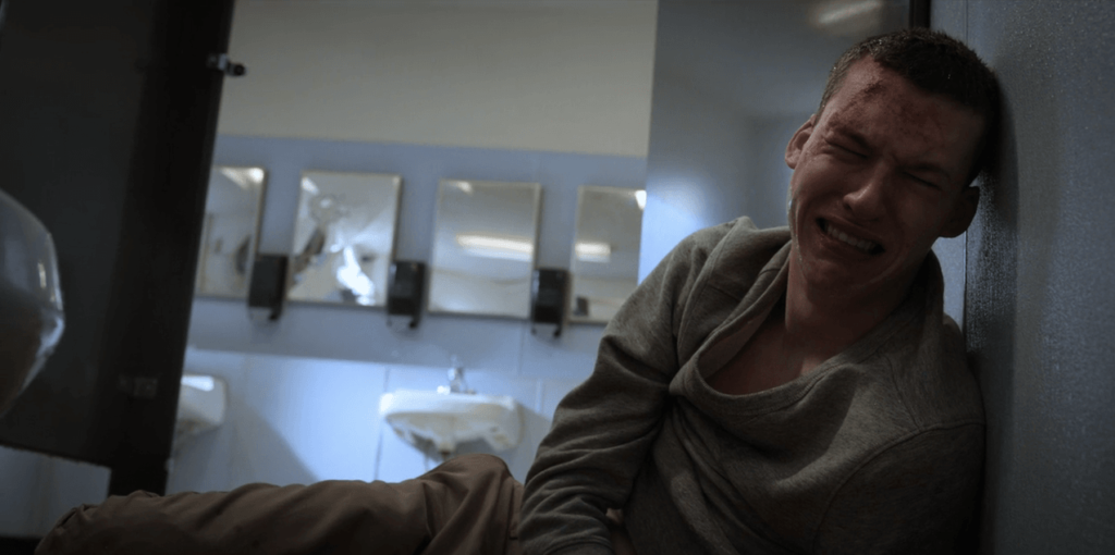 El creador de la serie defiende la polémica escena de violación en la segunda temporada