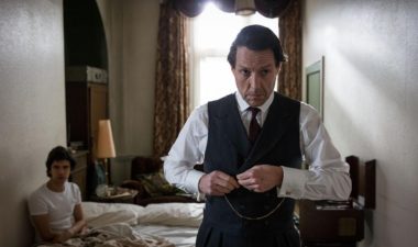 Primer tráiler de la miniserie protagonizada por Hugh Grant