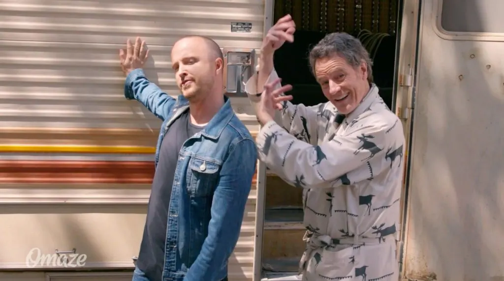 Aaron Paul descubre a Bryan Cranston viviendo en la icónica autocaravana de la serie