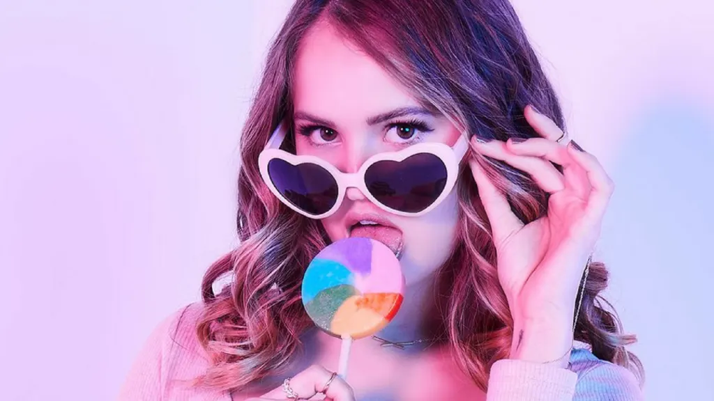 Tráiler oficial de la nueva comedia de Debby Ryan