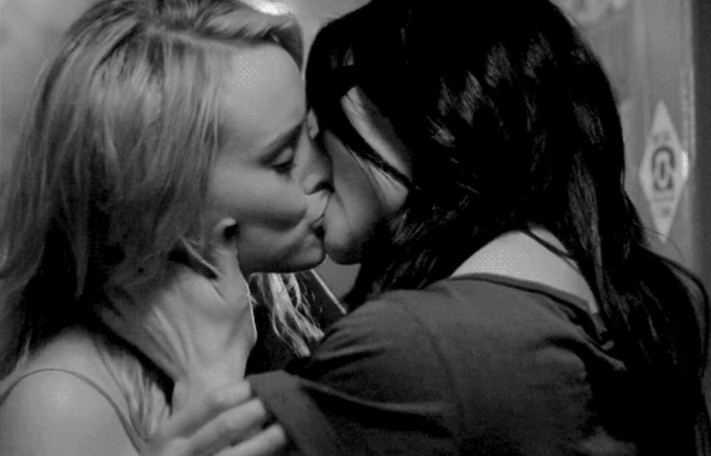 7 besos de la serie que no hemos podido olvidar