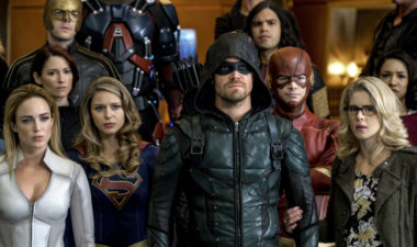 Nueva promo con todos los superhéroes de The CW