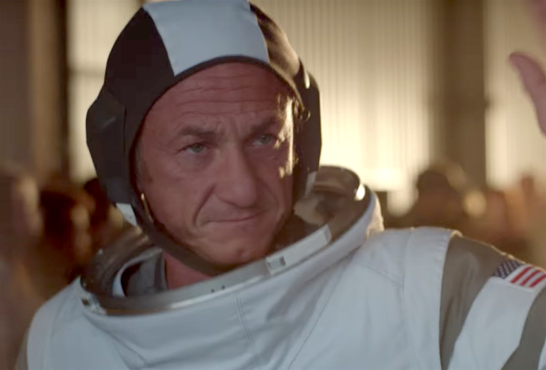¡Hulu presenta el trailer oficial!