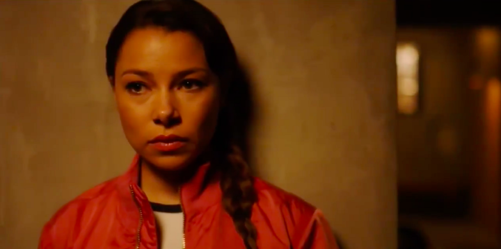 Revelado el traje de superheroína de Nora en la temporada 5