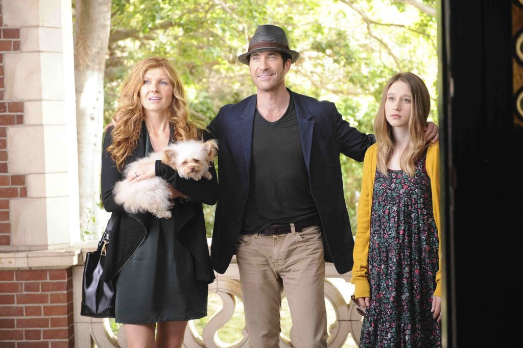 Primer vistazo a Connie Britton y Dylan McDermott en Apocalypse