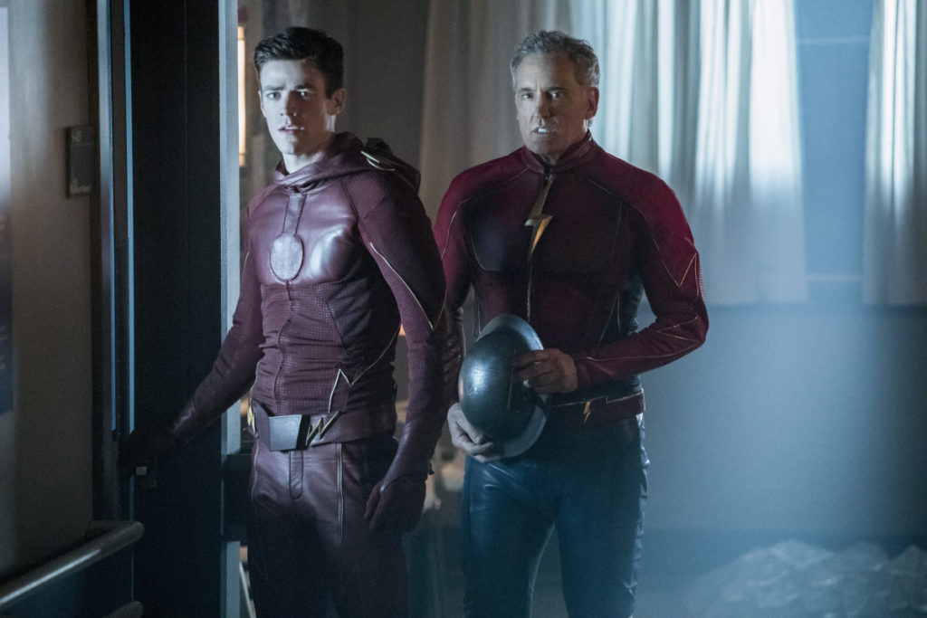 John Wesley Shipp se pone de nuevo el traje original de Flash en el Arrowverse 'Elseworlds'
