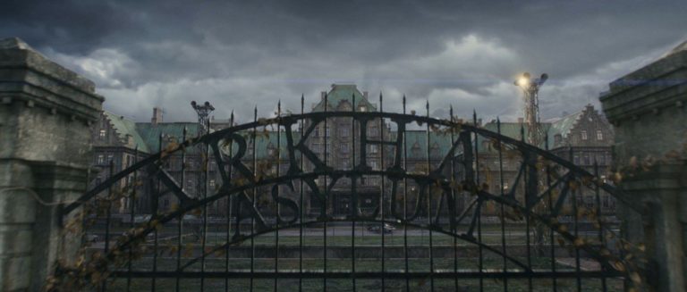Primer vistazo a Arkham Asylum en el cruce del Arrowverse