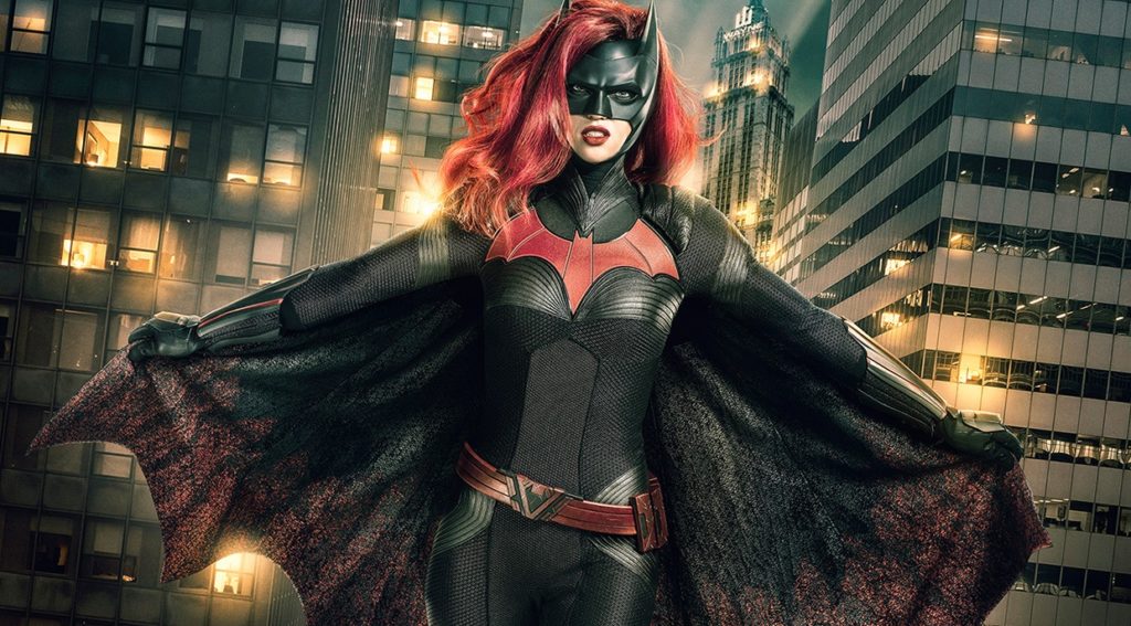 La nueva promo de Elseworlds muestra a Batwoman en acción