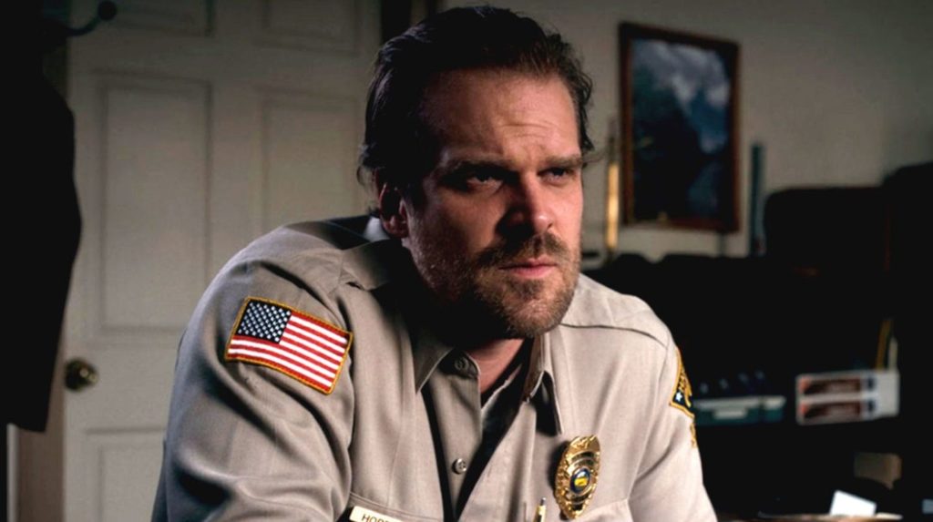 David Harbour termina de filmar la temporada 3 y se despide de su bigote