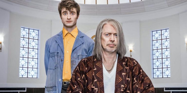 Daniel Radcliffe es un ángel en el tráiler oficial de la nueva comedia de TBS