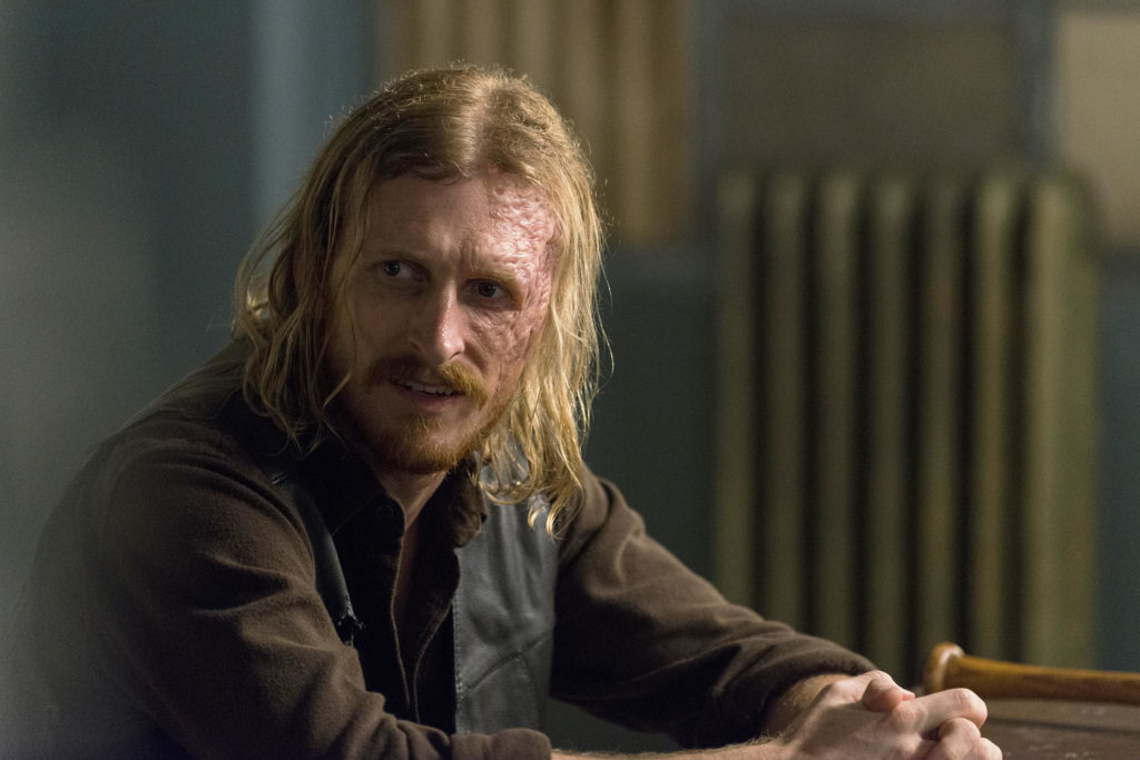 Austin Amelio insinúa el regreso de Dwight