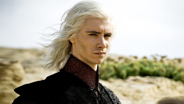 Harry Lloyd de Game Of Thrones será el Profesor X en la temporada 3