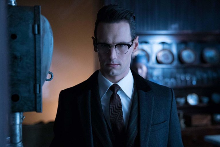Dan Byrd y Cory Michael Smith se suman al remake de Amazon