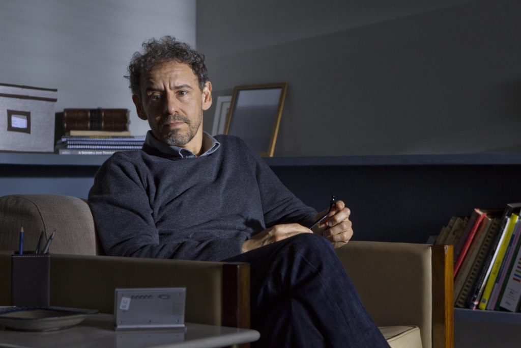 ¡Vuelve Carlo Antonini y llega la paranoia a la pantalla de HBO!