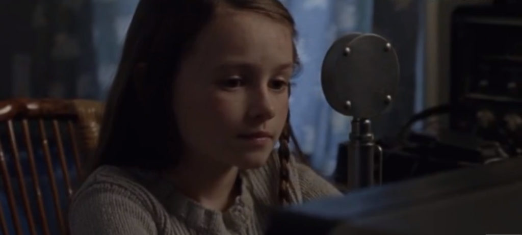 Una voz en la radio alertó a los fans y las redes estallaron