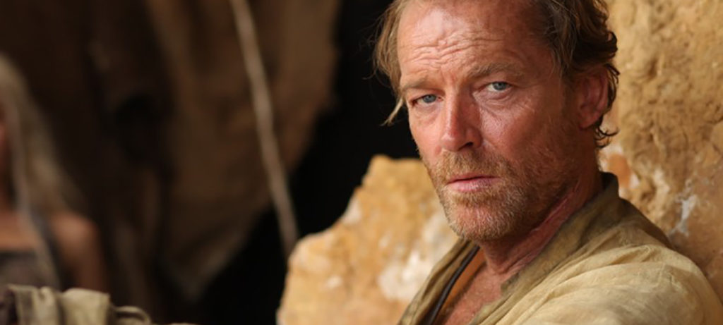 Iain Glen se suma a la segunda temporada en el rol de Batman