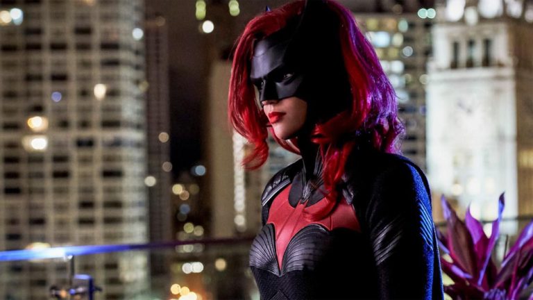 Ruby Rose expone las malas condiciones de trabajo en el set de Batwoman