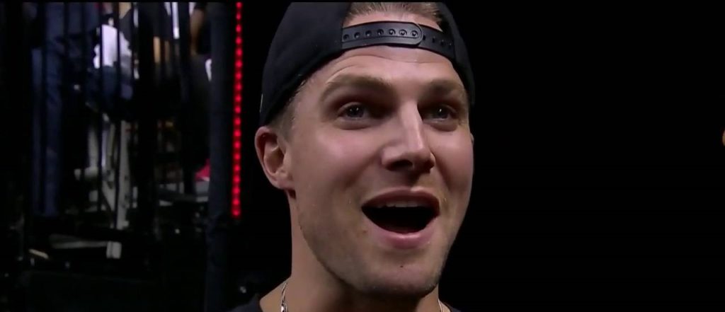 Stephen Amell estuvo presente en las finales de la NBA