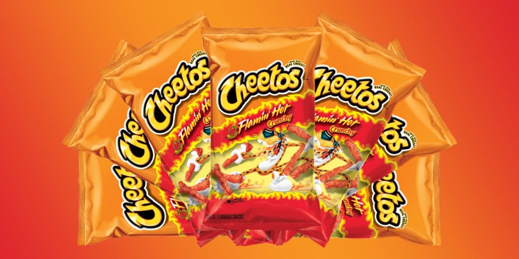 Ya hay directora para la película de Cheetos
