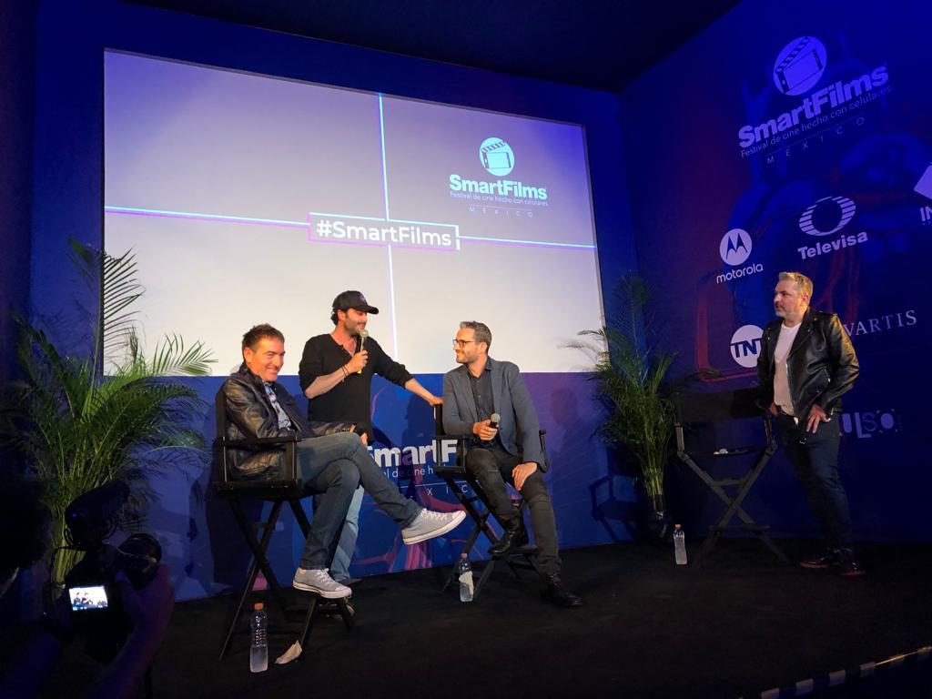 Los creadores de la serie explican cómo orquestar el robo más famoso de la historia