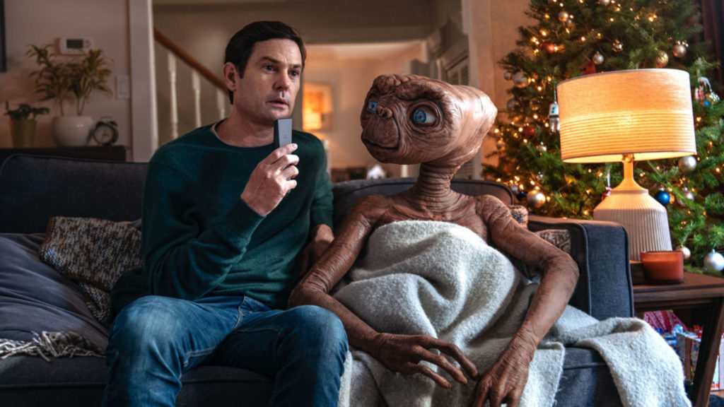Emotivo anuncio de Thanksgiving Day revela epílogo de E.T.