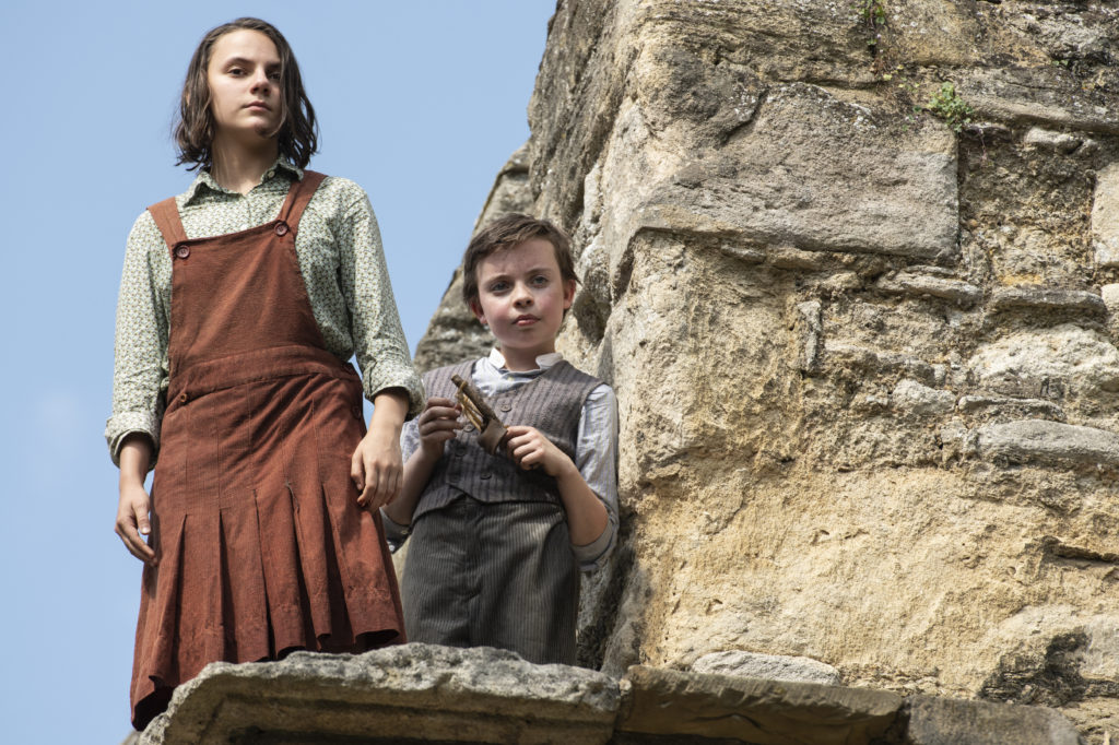 ¿Qué debe tener una serie de fantasía para ser excelente?