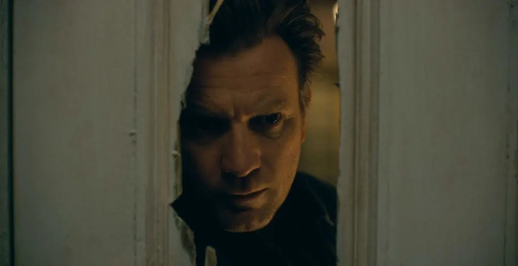 Una justa secuela de The Shining manteniendo la esencia de las novelas de Stephen King, pero…