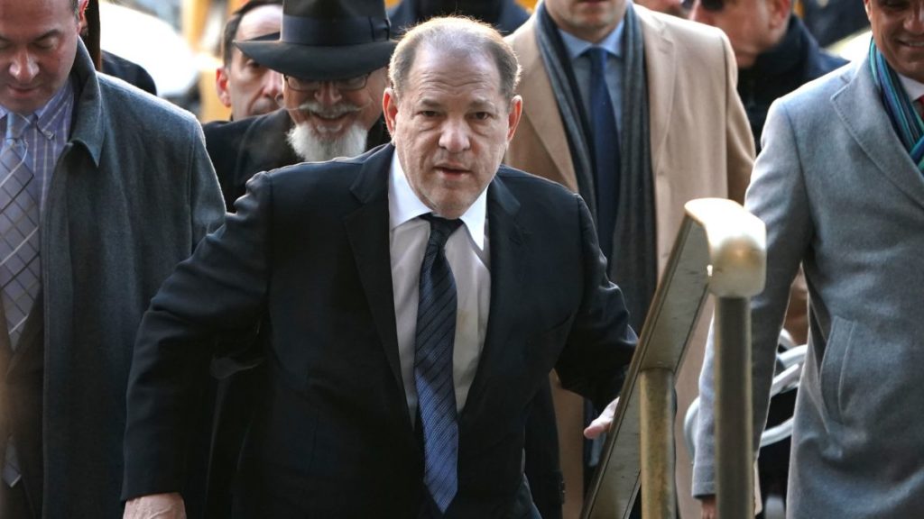 Harvey Weinstein es sentenciado a 23 años de prisión