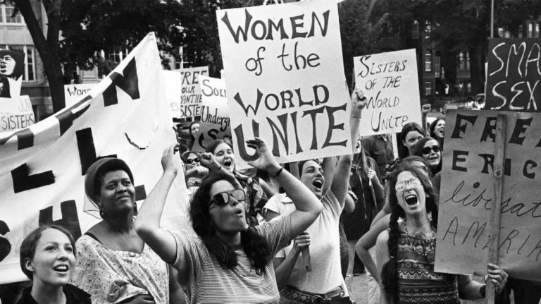 6 documentales disponibles en Netflix que profundizan en cuestiones de género