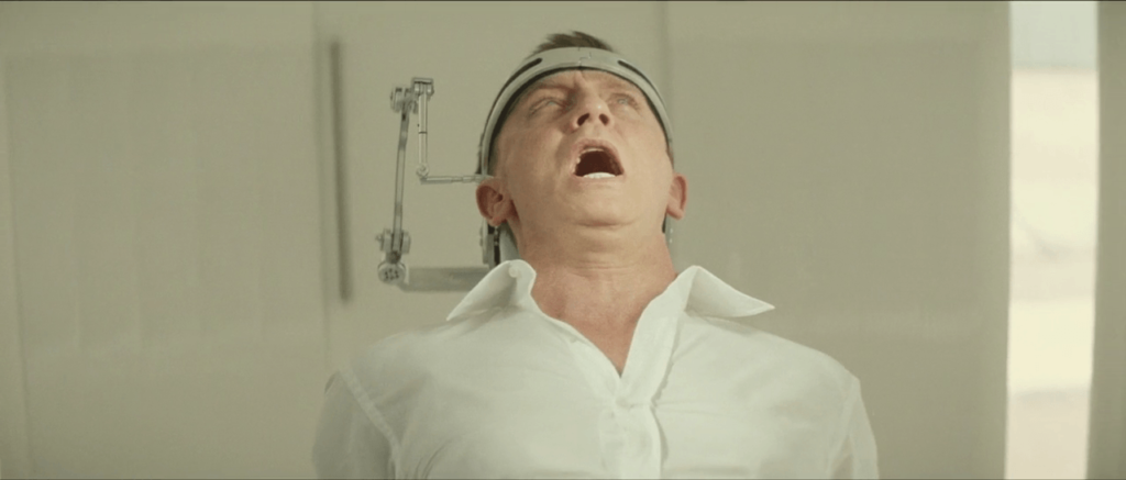 ¿Y si la secuela sucediera sólo en la mente de James Bond?