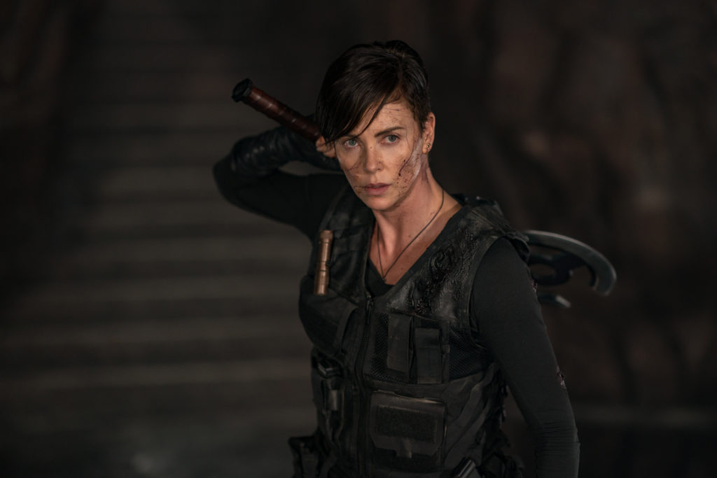 Primer vistazo a la intensa película de acción de Charlize Theron