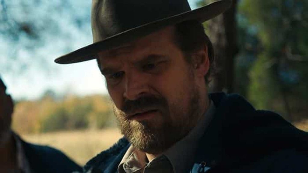 David Harbour anticipa que conoceremos algo muy importante sobre la historia de Hopper
