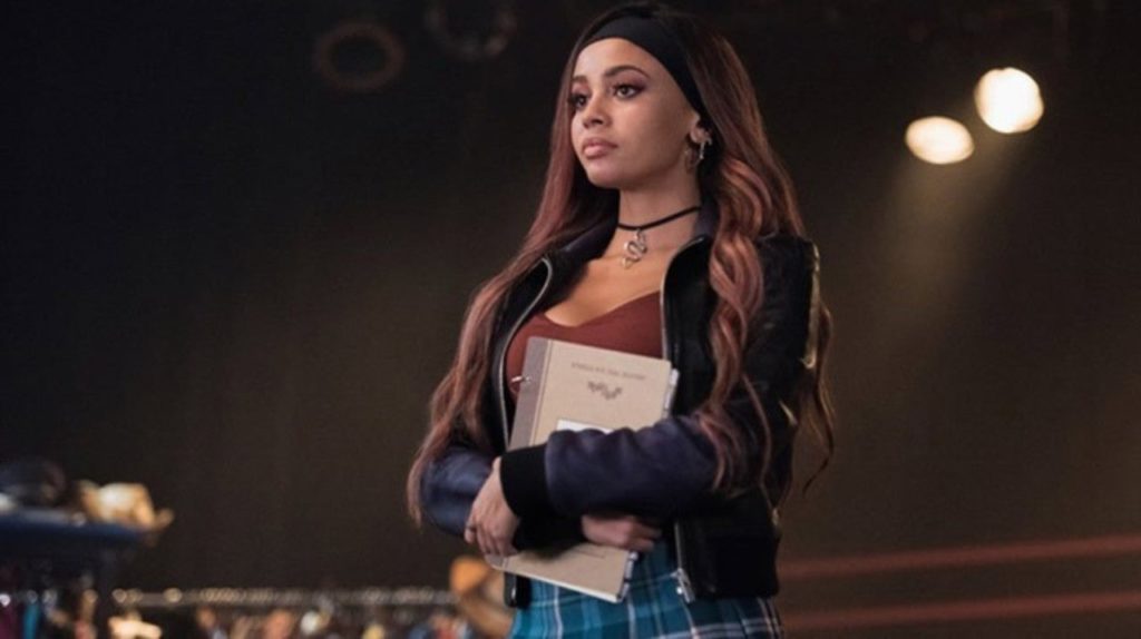 El creador promete cambios para el personaje de Vanessa Morgan tras las críticas de la actriz