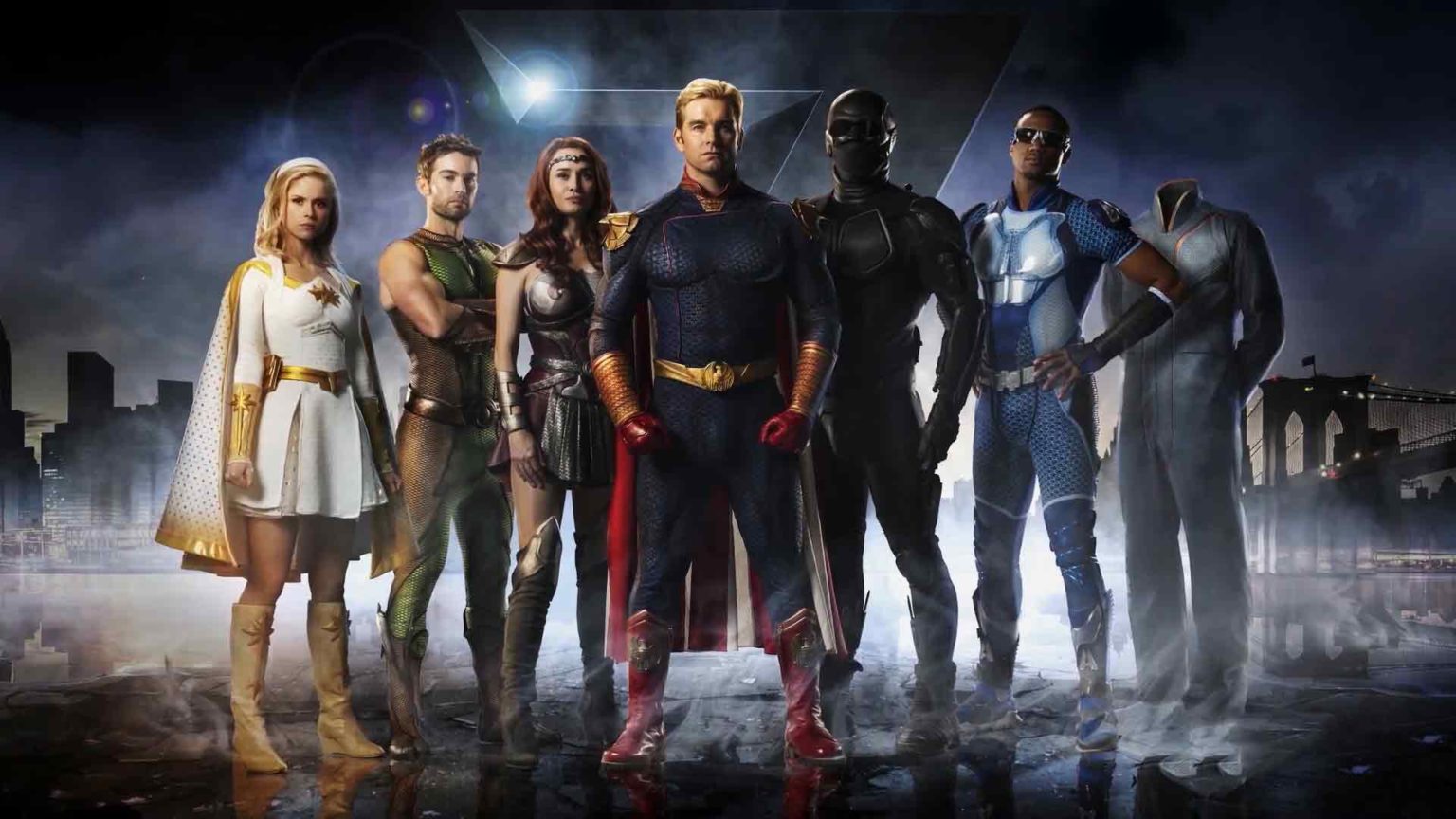 Otras geniales series de superhéroes que no son de Marvel ni de DC ...