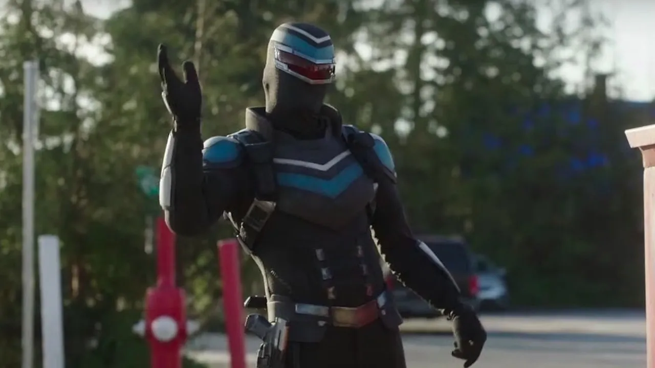 Esto es todo lo que necesitas saber sobre Vigilante, el compañero de Peacemaker