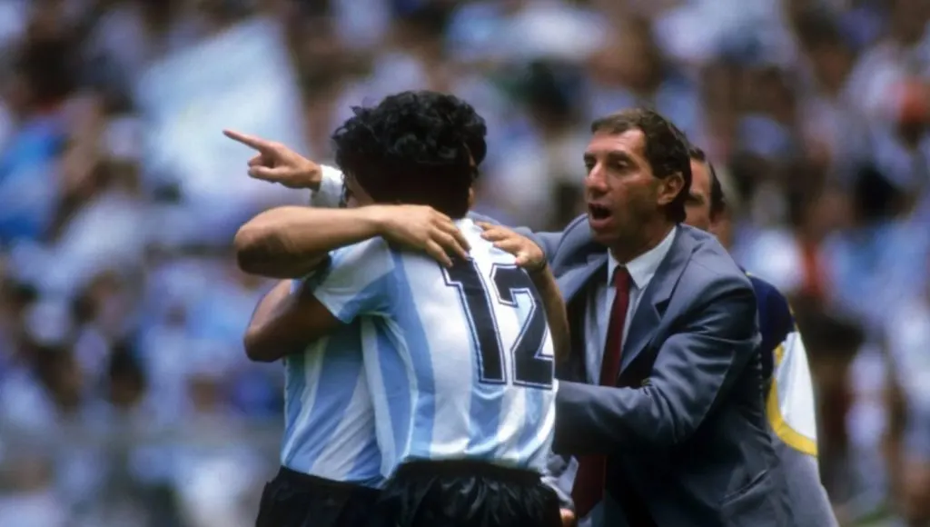 Bilardo: el doctor del fútbol dialoga filosóficamente con el dilema metafísico de la vida