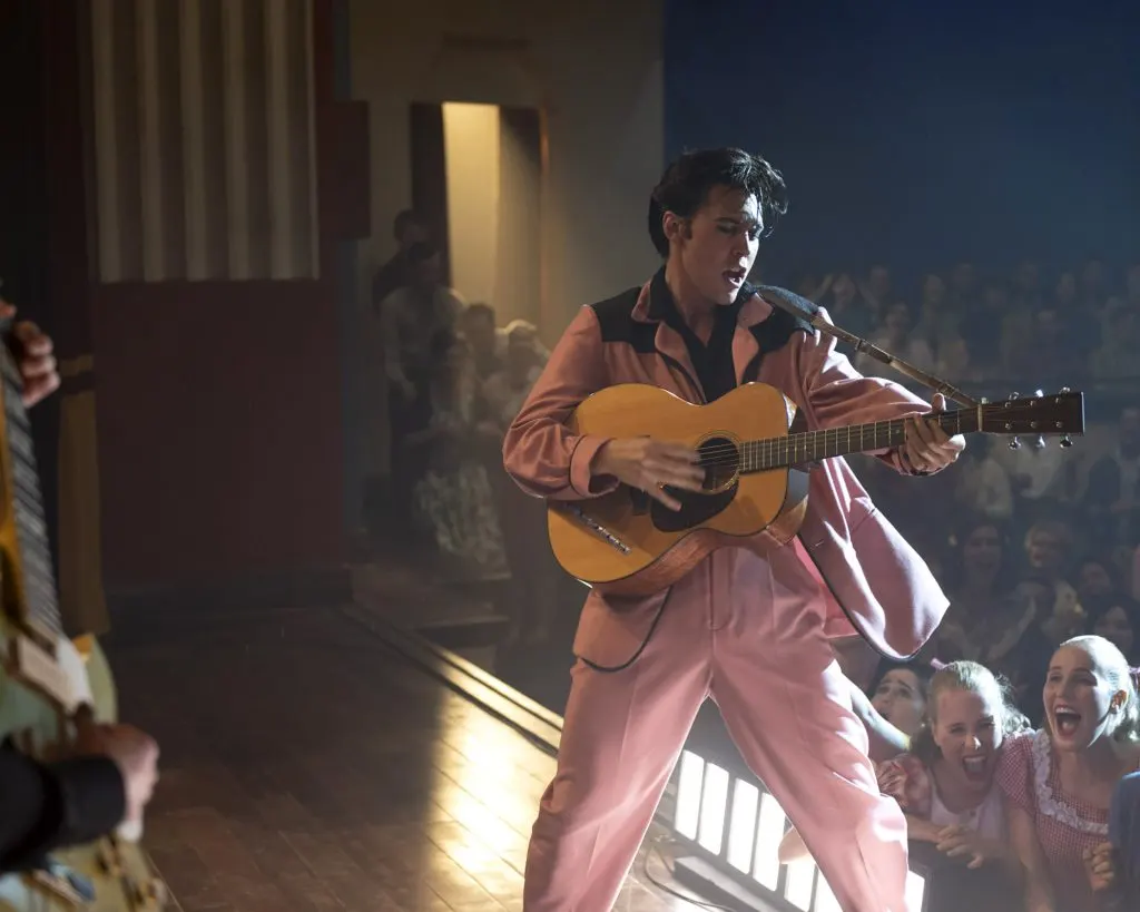 Warner Bros. presenta el tráiler de ELVIS