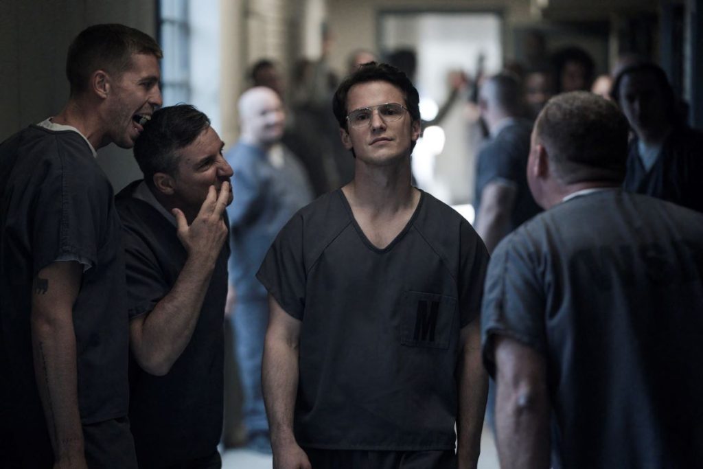 9 razones por las que Vigilante es nuestro personaje favorito de Peacemaker