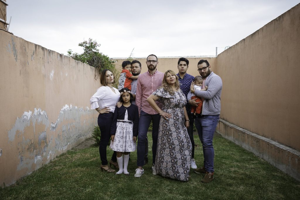 Un Viaje En Taxi nos voltea la mirada hacia otras víctimas de la violencia actual