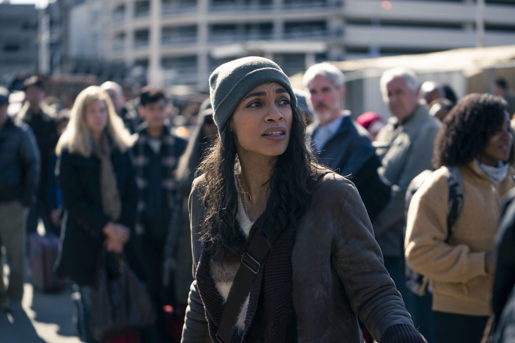 Tráiler oficial y fecha de estreno de DMZ, la nueva serie limitada de Rosario Dawson