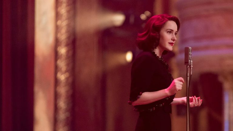 En su cuarta temporada, The Marvelous Mrs. Maisel no baja el nivel