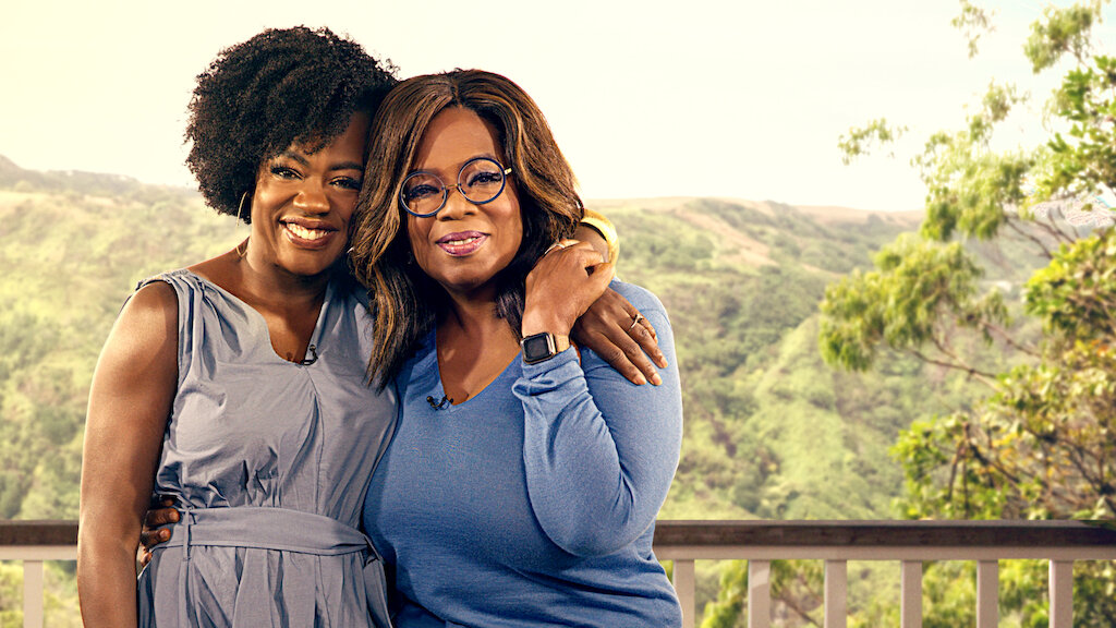 Vale la pena que acerques una silla y disfrutes de Oprah + Viola: un evento especial de Netflix