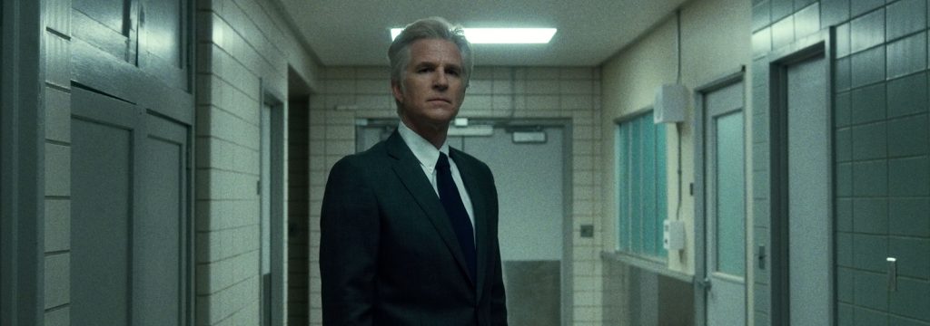El Dr. Martin Brenner podría ser el amo definitivo del Upside Down de Stranger Things