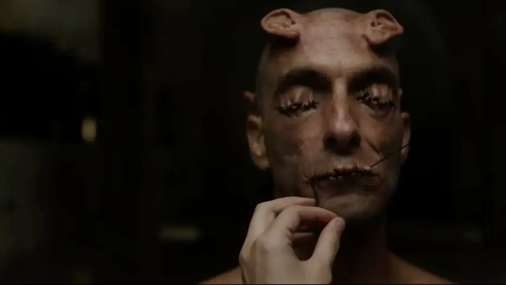 Los Crímenes del Futuro de David Cronenberg transgrede a medias una teoría futurística