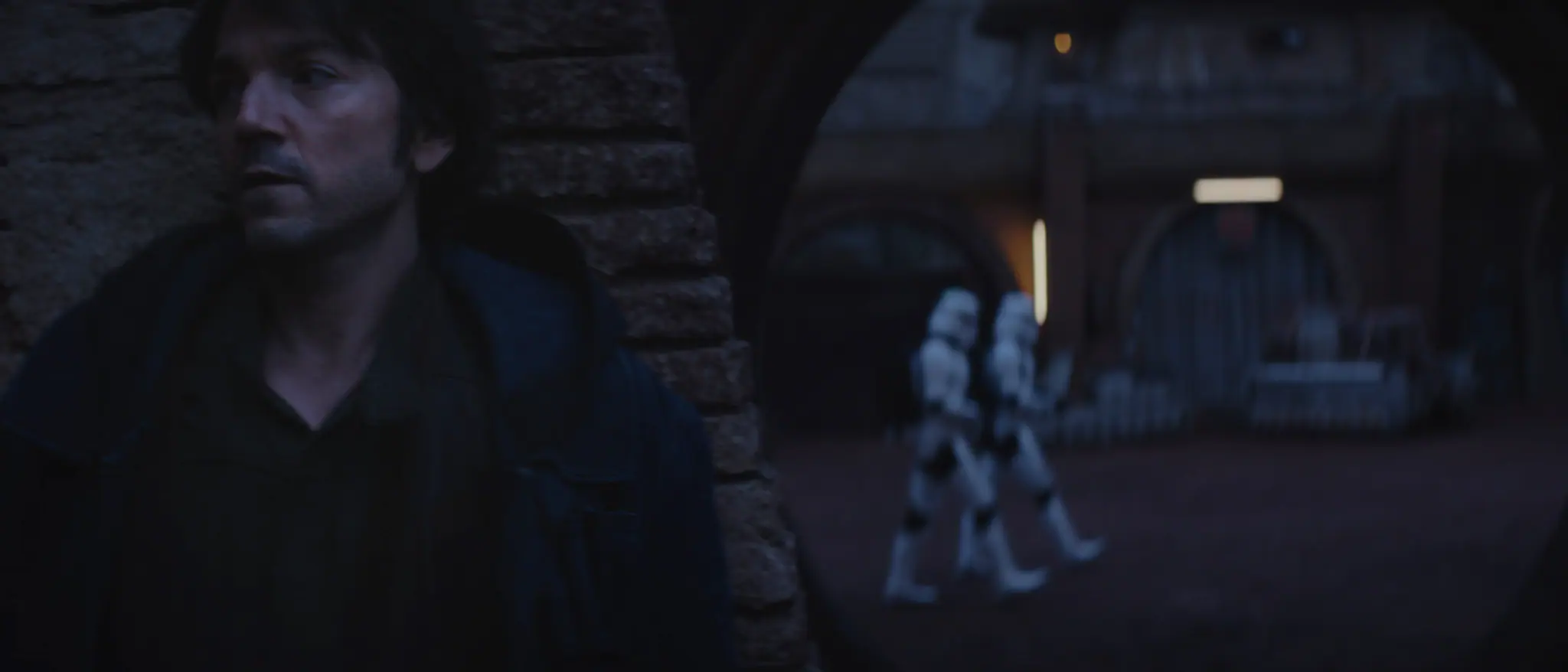 Tony Gilroy explica la estructura de las dos temporadas de Andor