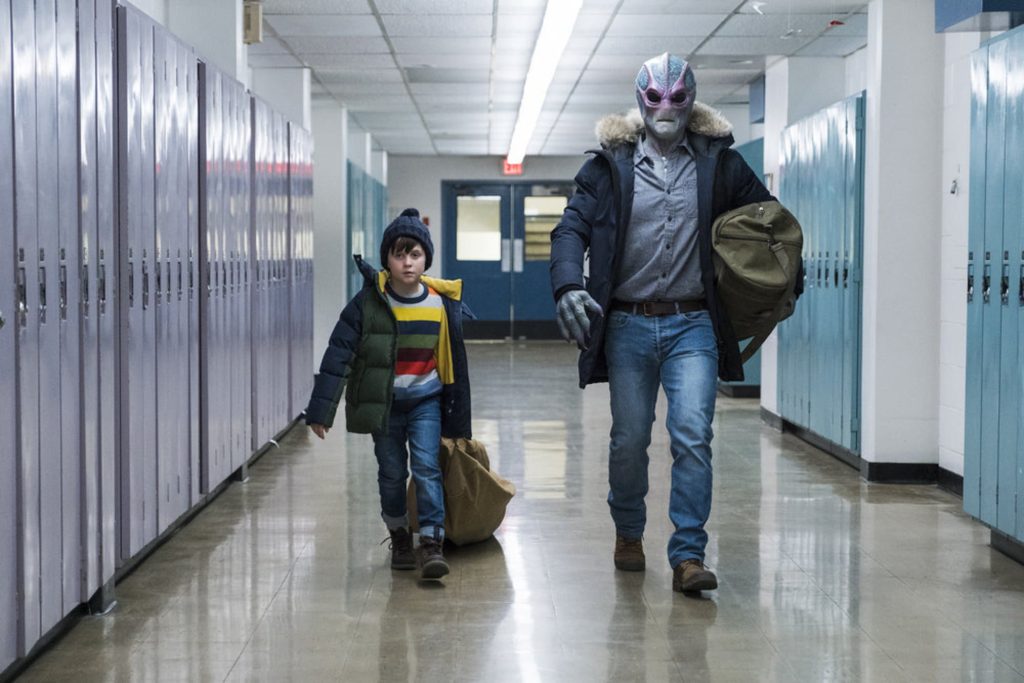 Resident Alien es renovada para una tercera temporada