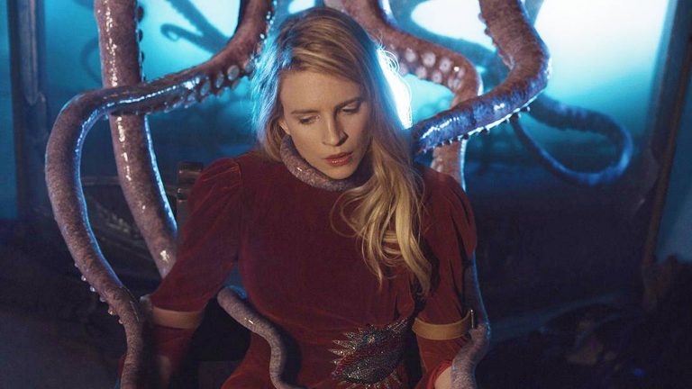 ¡The OA casi tuvo una película para cerrar su historia!