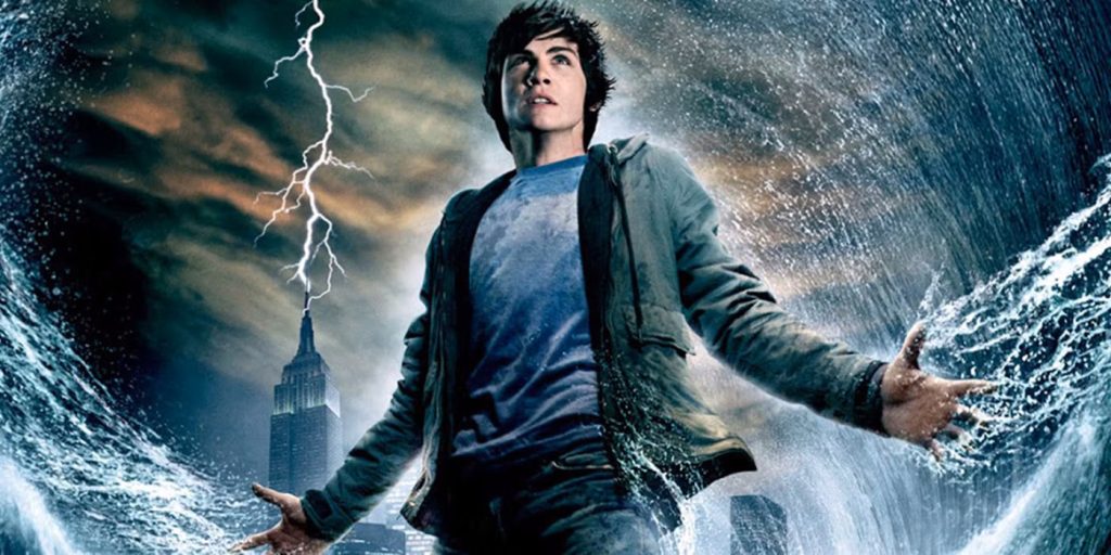 Logan Lerman está muy emocionado por la serie de Percy Jackson en Disney Plus