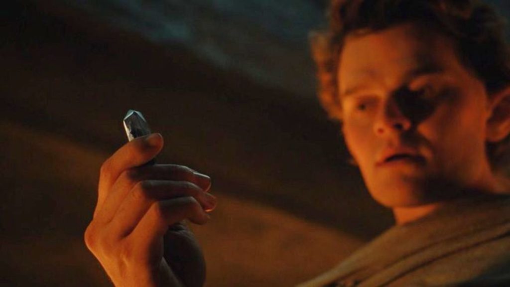 ¿Cuál es la importancia de los Silmarils en Los Anillos de Poder?