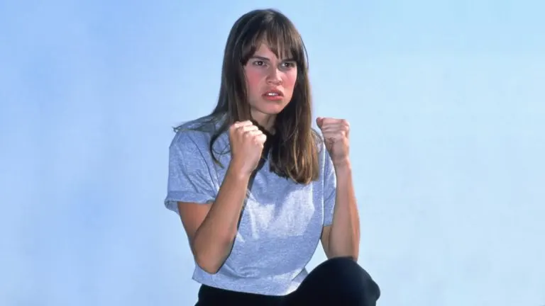 Julie Pierce podría volver en la temporada 5 de Cobra Kai